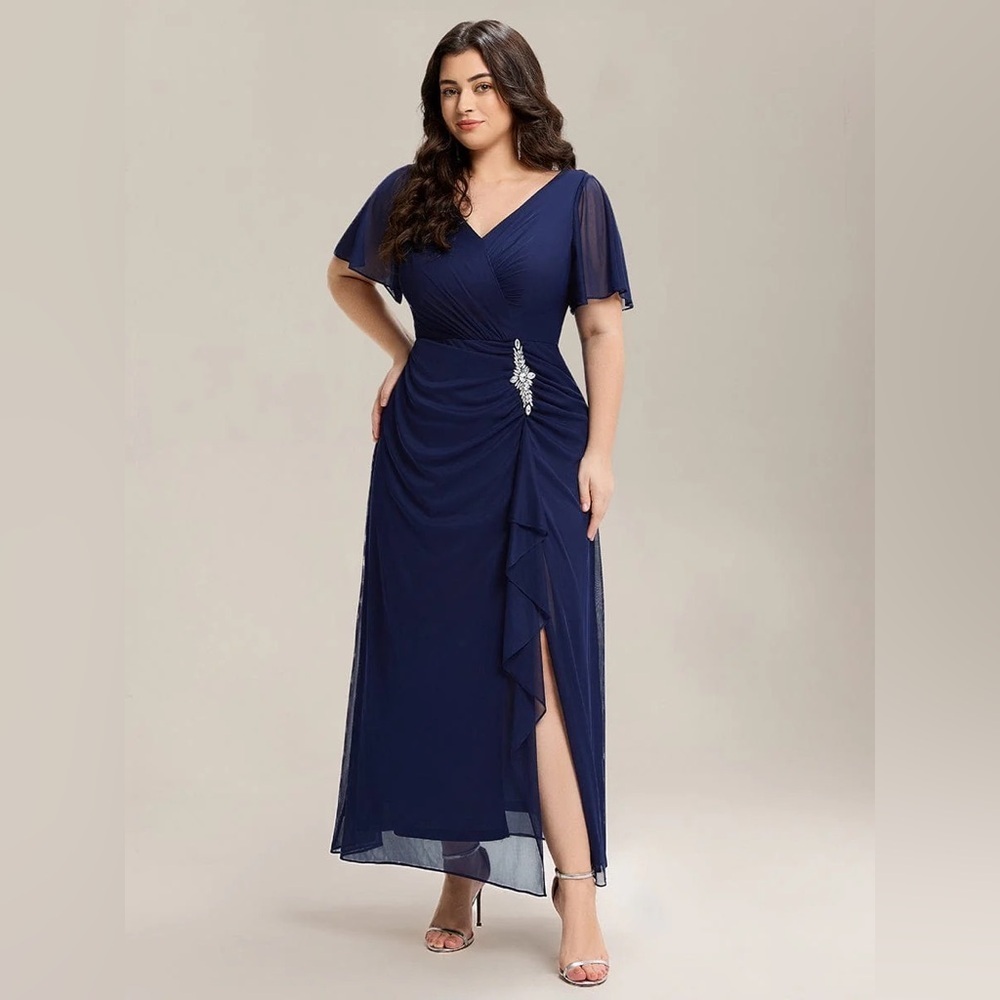 🆕Plus Size Rhinestone Embellished Chiffon Ruffle Sleeve Dress
